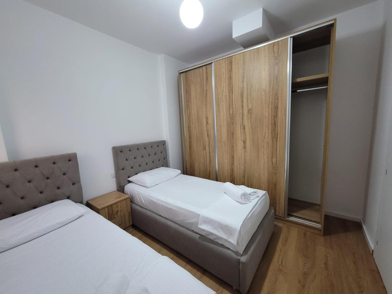 Enes Apartment Tirane 외부 사진